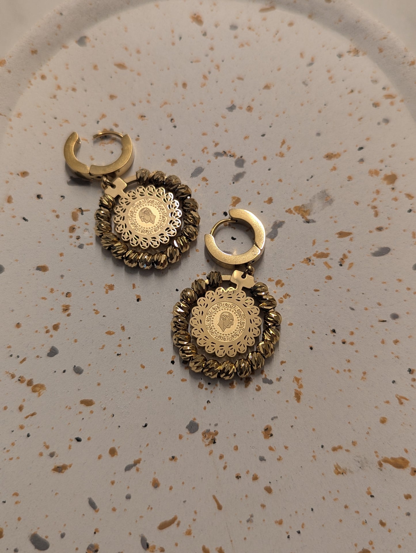 ✨ Vergoldete Statement-Ohrringe – Orientalisches Design ✨