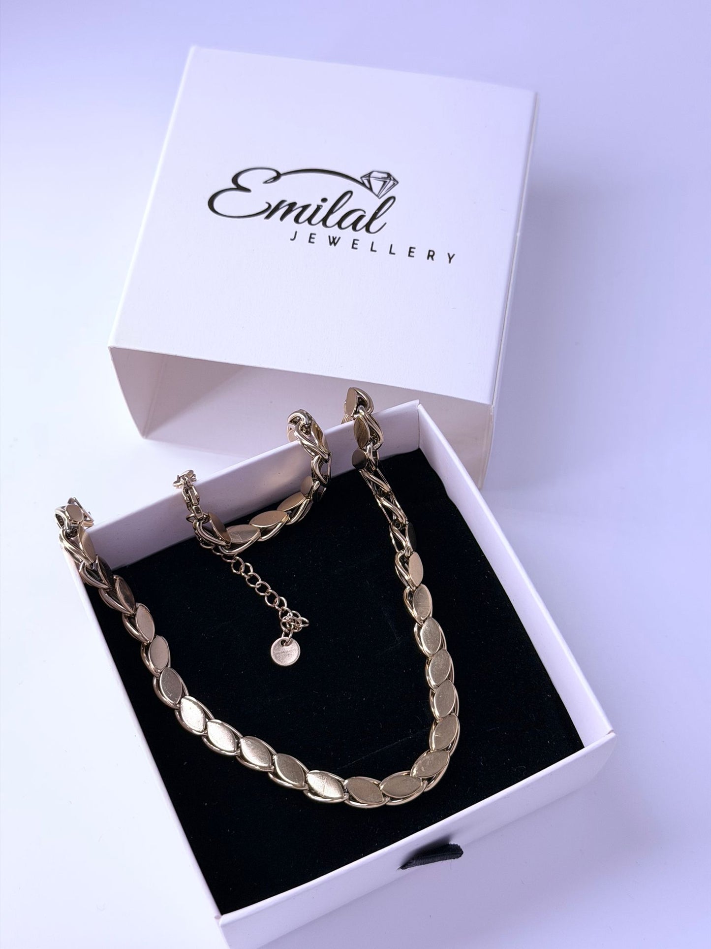 ✨ Catena classica in oro realizzata in acciaio inossidabile ✨